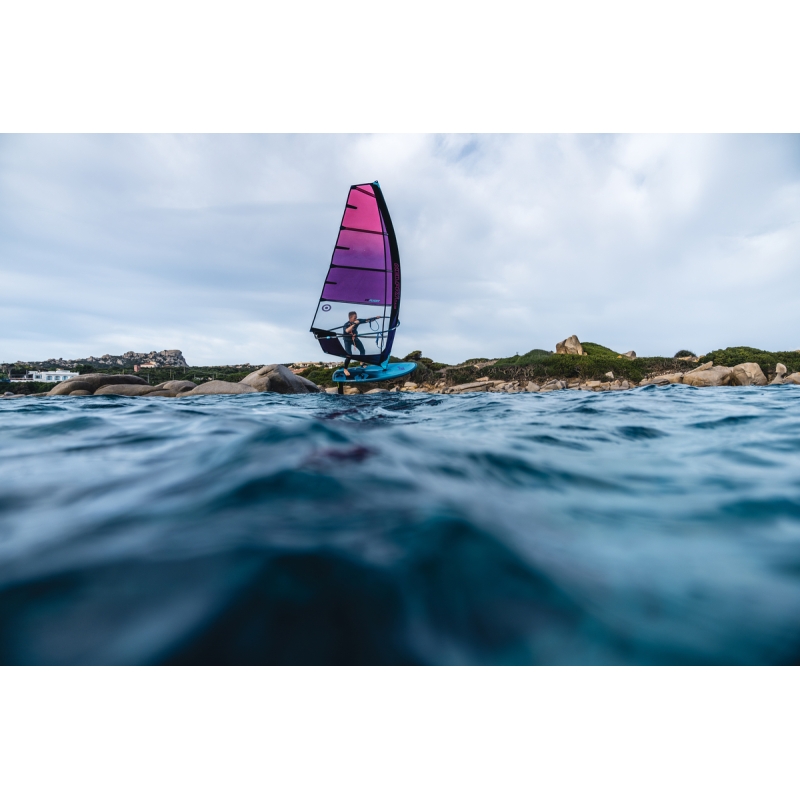 Żagiel windsurfingowy NeilPryde 2026 V8 Flight C3