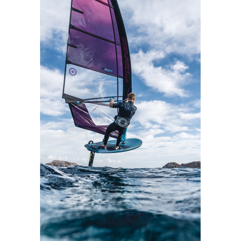 Żagiel windsurfingowy NeilPryde 2026 V8 Flight C3