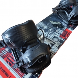 Zestaw snowboardowy Nidecker&Flow Deska Cult Series II 150 + Wiązania FLOE Five L - UZYWANA