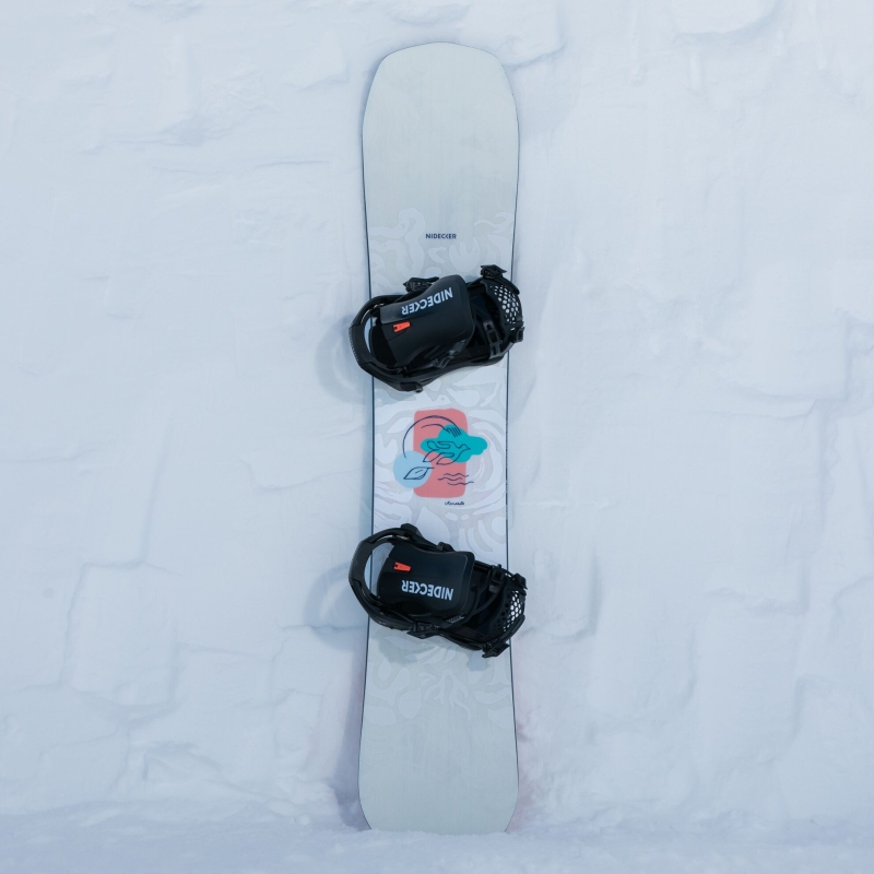 Deska snowboardowa damska Nidecker 2027 Venus White