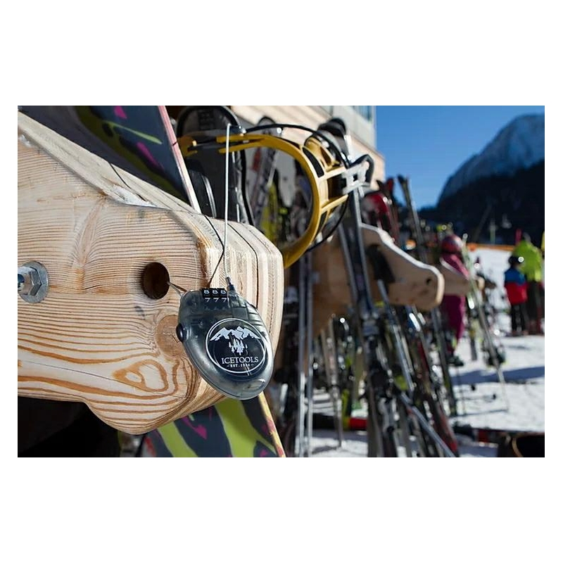 Safety clasp Icetools MR. LOCK